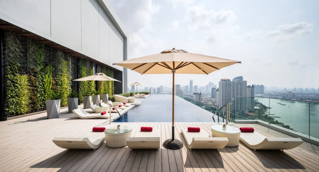 Avani+ Riverside Bangkok Hotel - Pool View