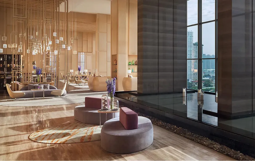 Avani+ Riverside Bangkok Hotel - Lobby