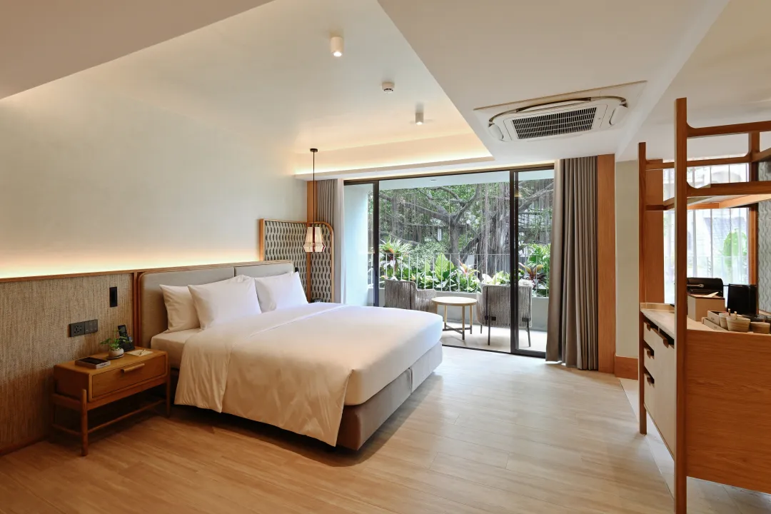 Ad Lib Bangkok - Premier Terrace Room -  Full View
