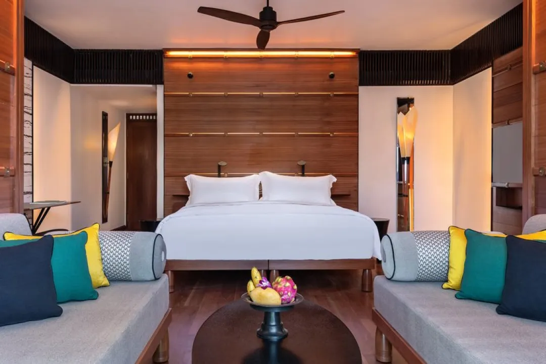 Canopy Garden - King Bed View