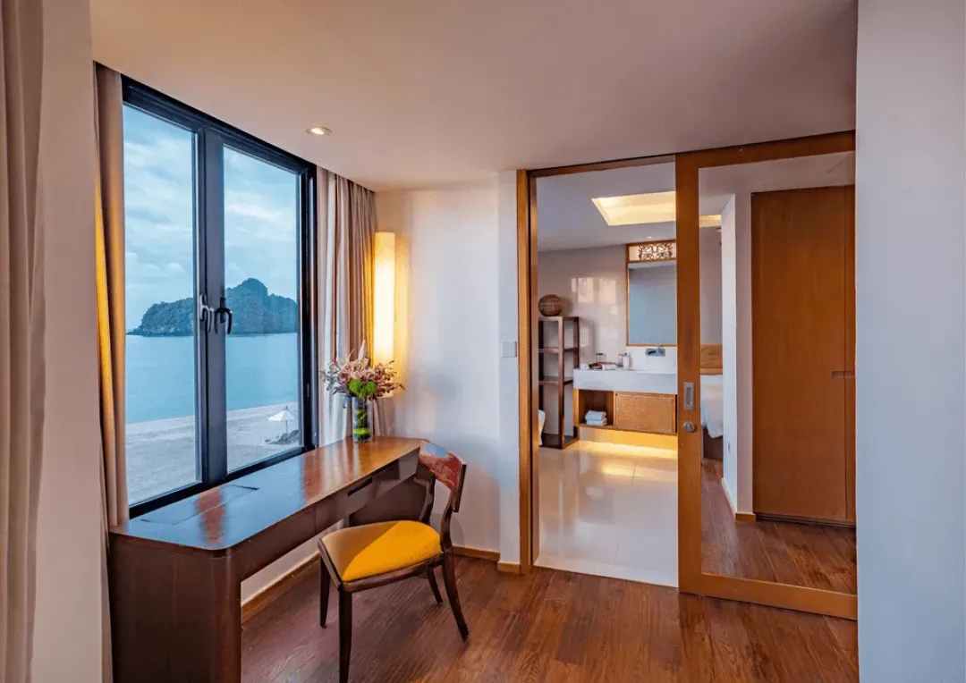 Cahaya Seaview Suite -Bedroom View