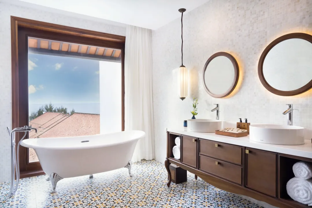 The-Anam-Mui-Ne-Presidential-Suite-Bathroom