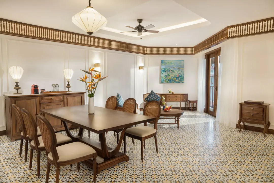 The-Anam-Mui-Ne-Presidential-Suite-Dining-Room