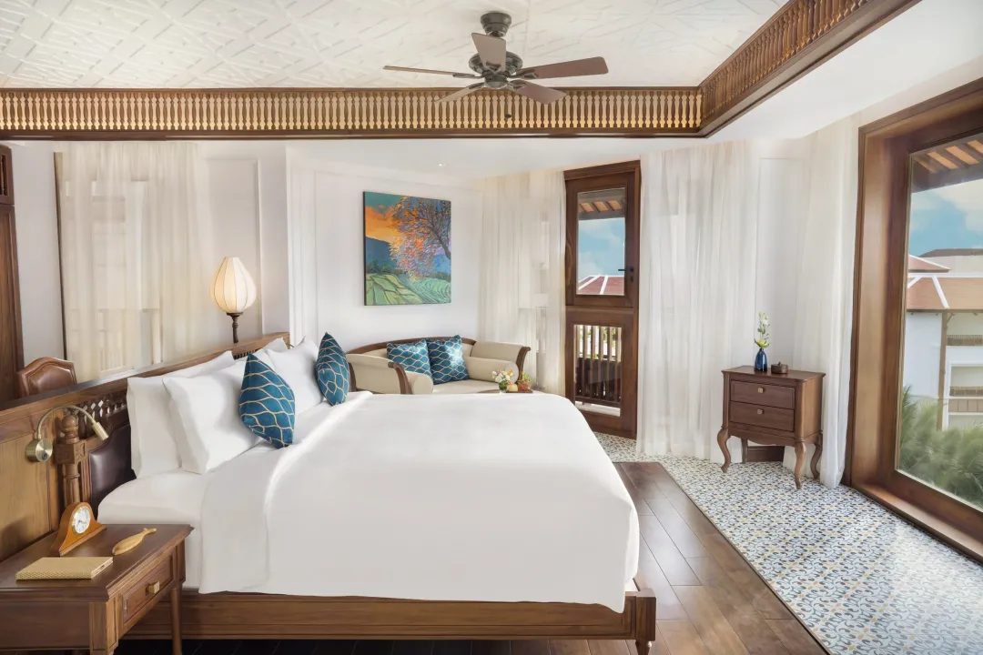 The-Anam-Mui-Ne-Presidential-Suite-King-Bed