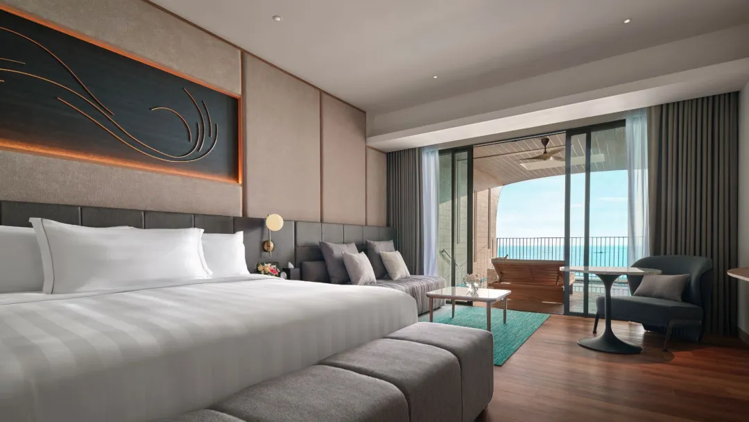 Premier Ocean View with Private Pool Room - Bedroom