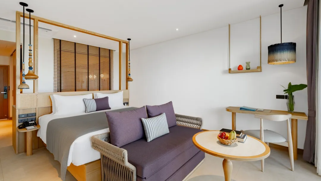 Apsara Beach Resort and Villas - Deluxe Sea View -Living Space