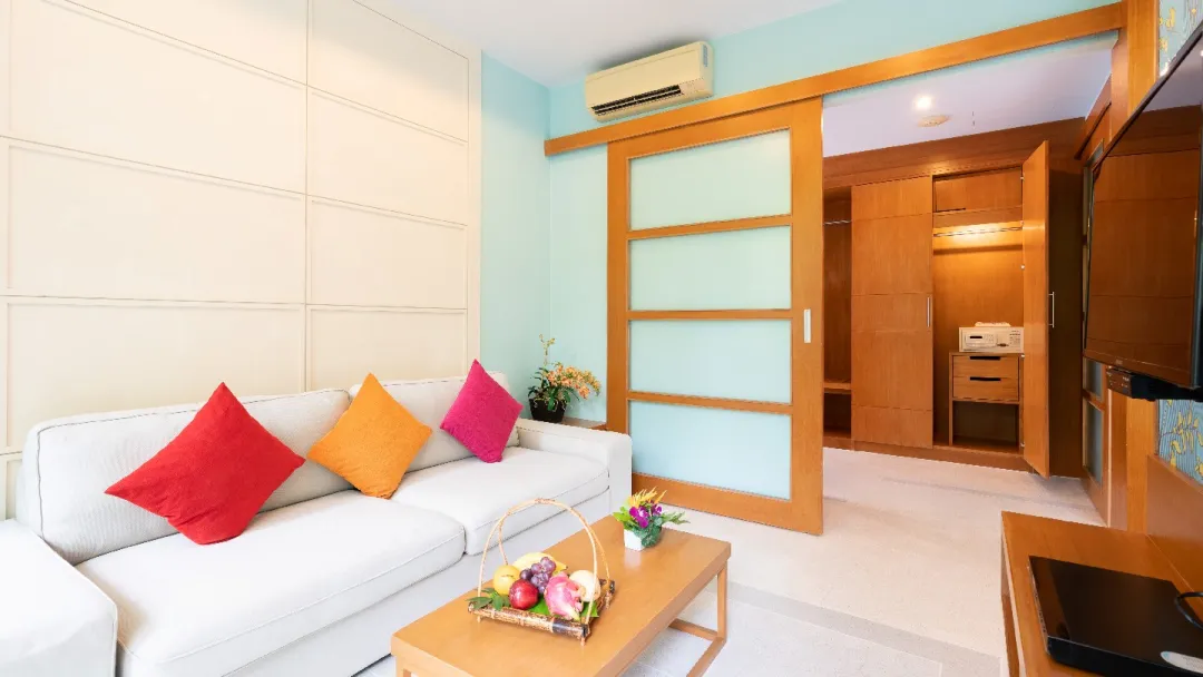 Apasara Beach Resort and Villas -Jacuzzi Villa - Living Space