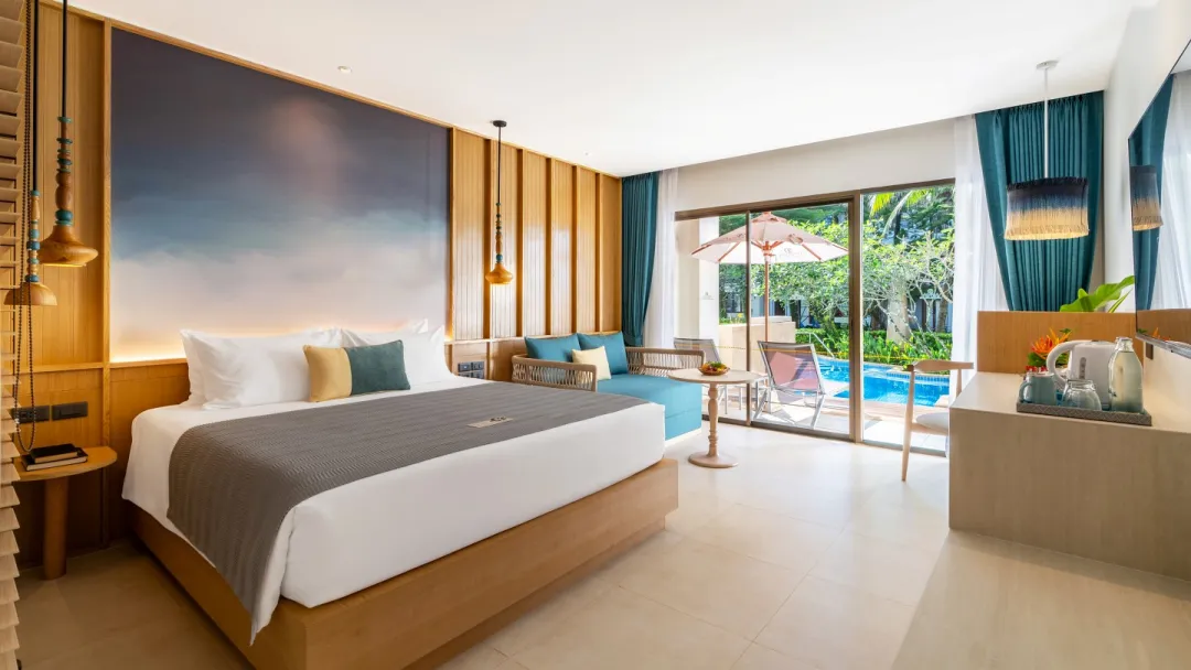 Apsara-Beachfront-Resort-and-Villas-Pool-Access-Room