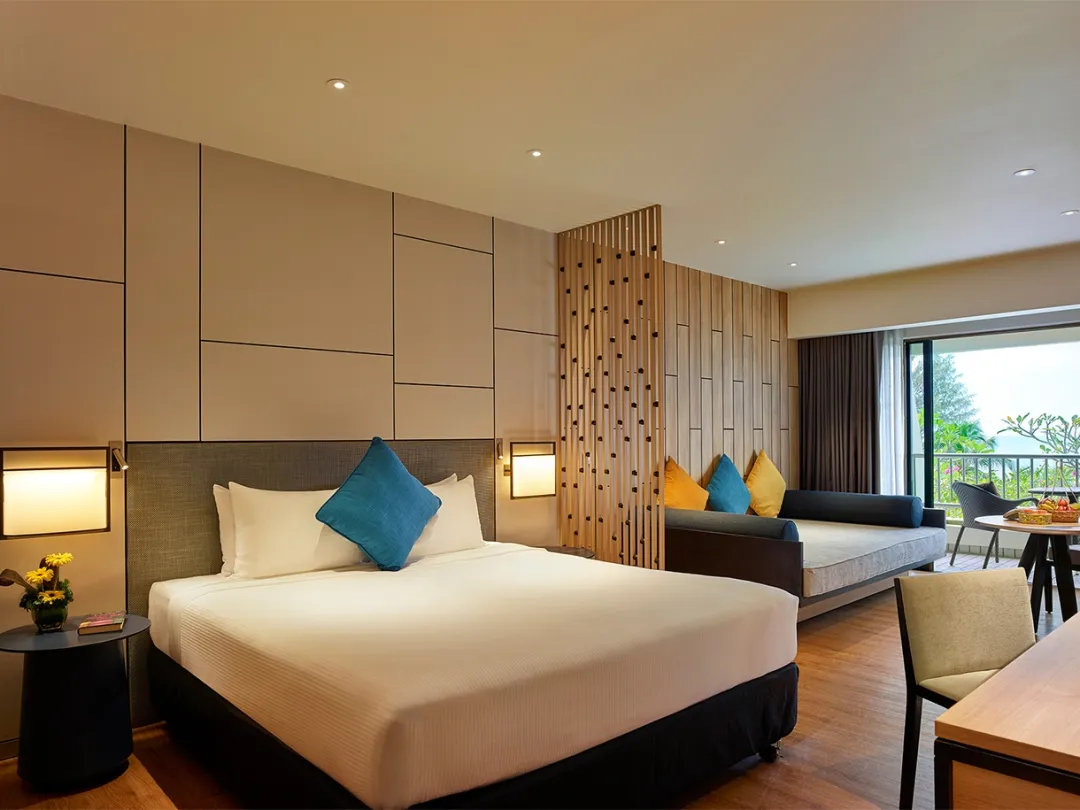 Deluxe Family Room - Bedroom