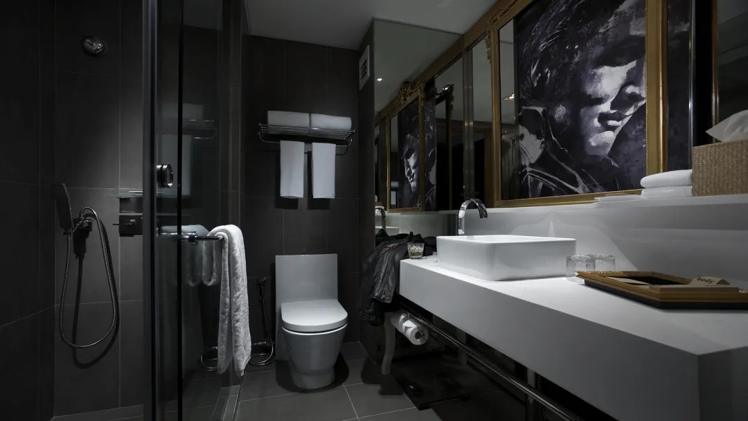 Hill View Deluxe - Bathroom