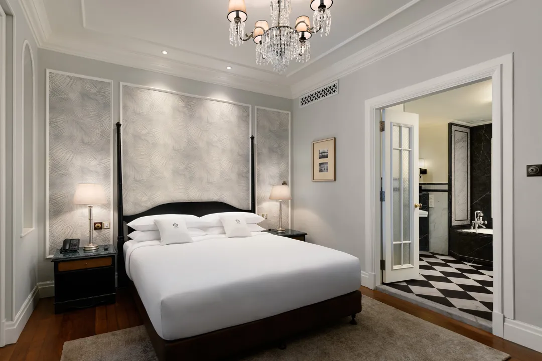 Premier Suite - King Bed