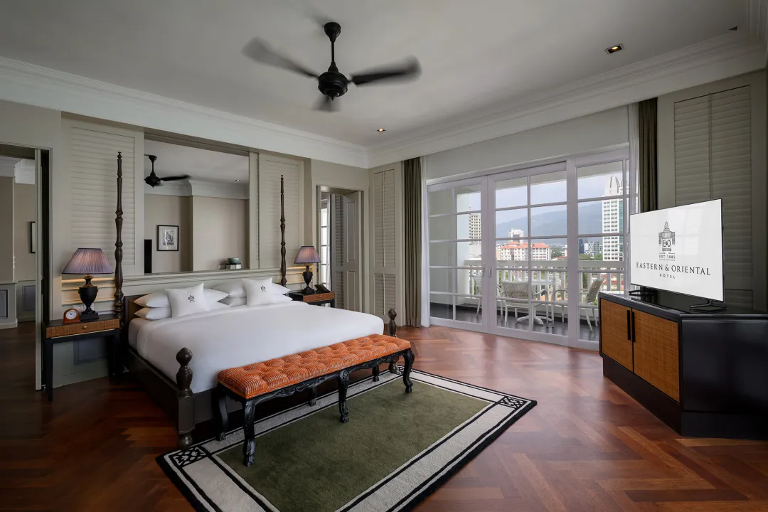 Corner Suite - Bedroom