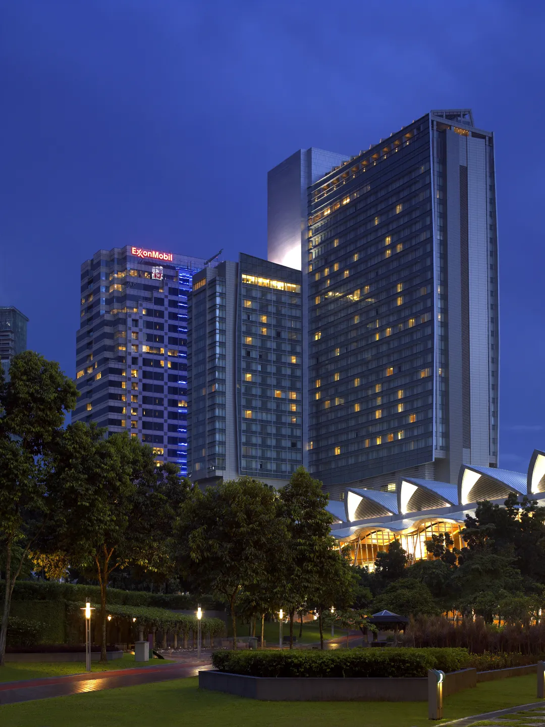 Traders Hotel Kuala Lumpur - Exterior View