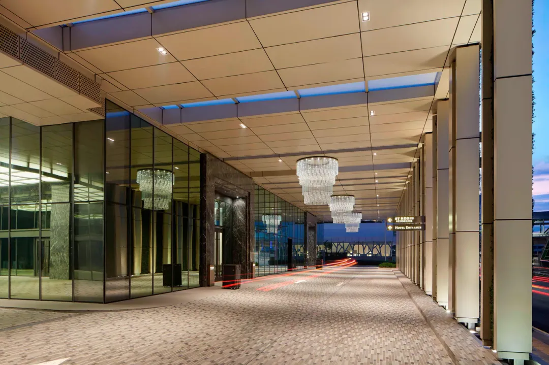 The St Regis Kuala Lumpur - Hotel Driveway