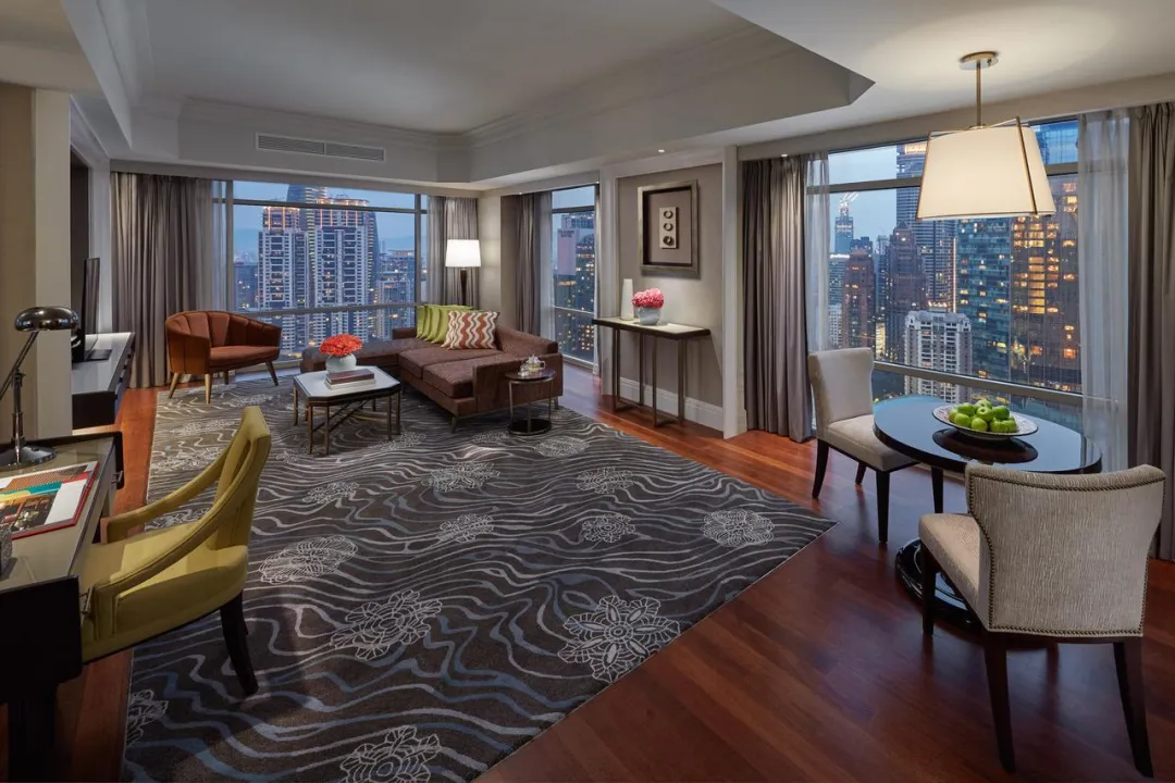 Mandarin Room - Living Room