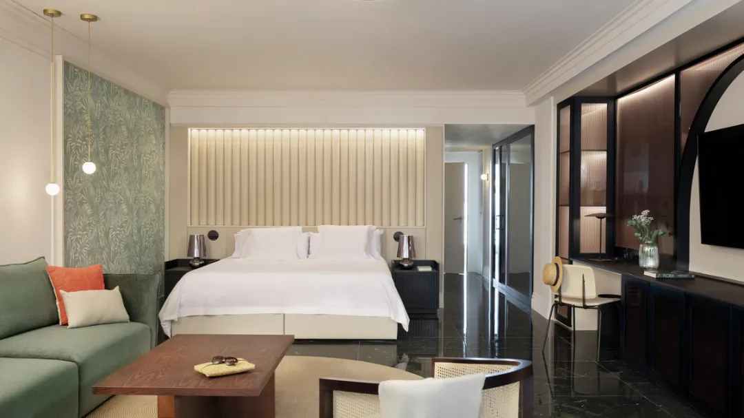 Two-Story Rooftop Terrace Suite with Private Pool - Bedroom View