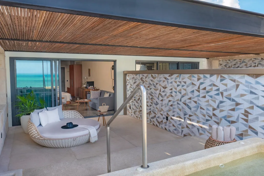 Inspira Junior Suite Oceanfront - Terrace View