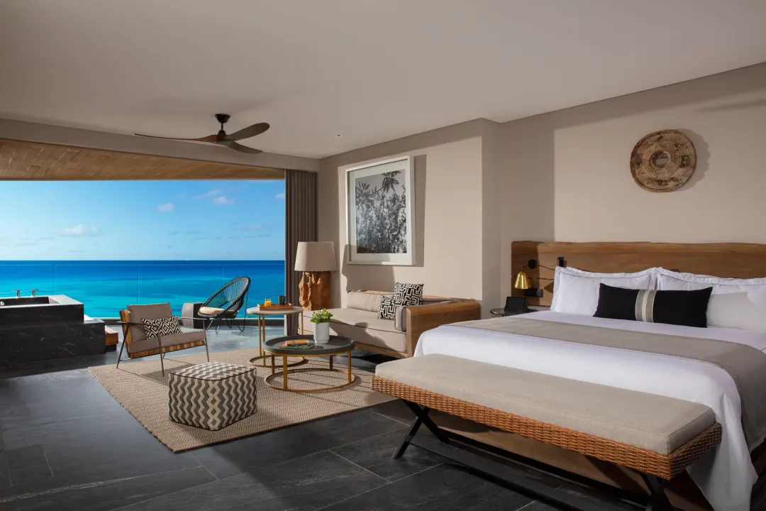Signature Suite Ocean View - King Bed
