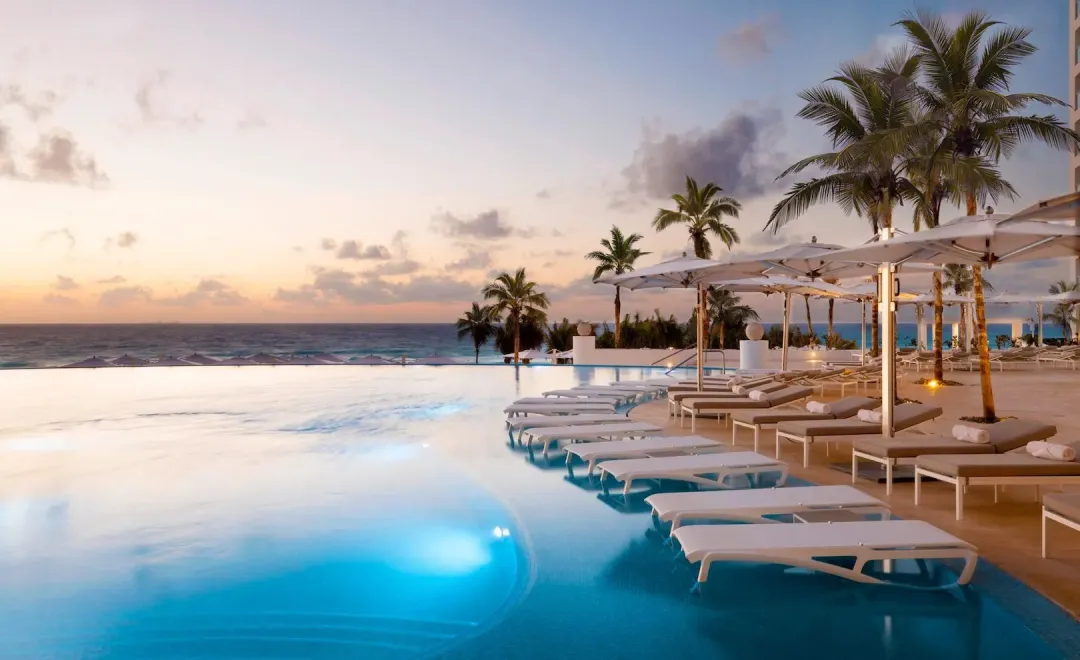 Le Blanc Spa Resort Cancun -Pool View