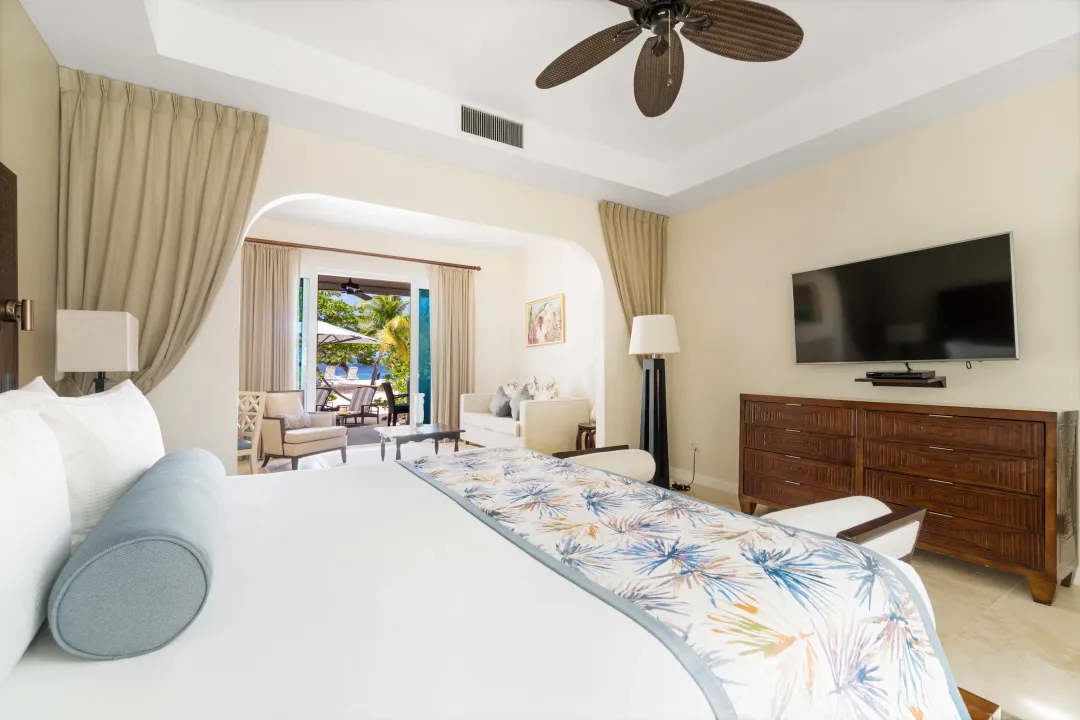 Spice-Island-Beach-Resort-Seagrape-Beach-Suite-King-Bed