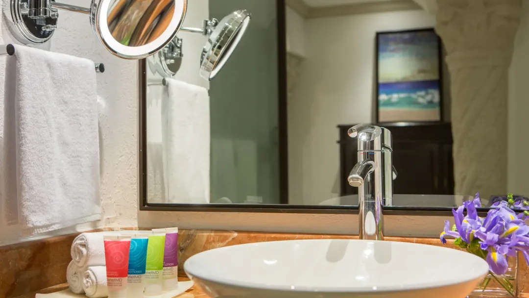 Ocean Front Junior Suite - Bathroom