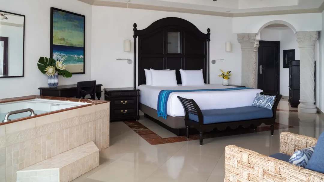 Ocean Front Junior Suite - King Bed