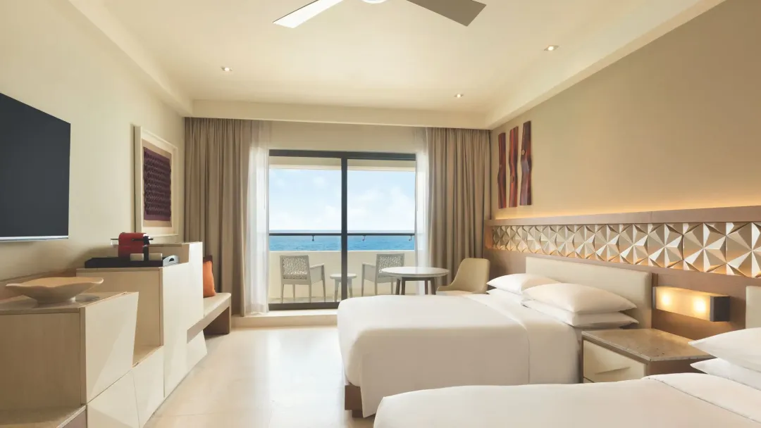 Club Ocean Front Room - Twin Bed