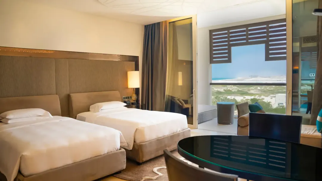 Park-Hyatt-Abu-Dhabi-Hotel-and-Villas-Twin-Golf-view-Room