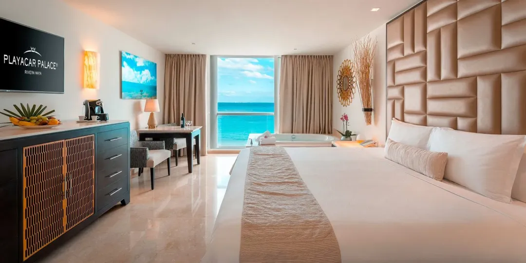 Superior Deluxe Ocean View - King Bed