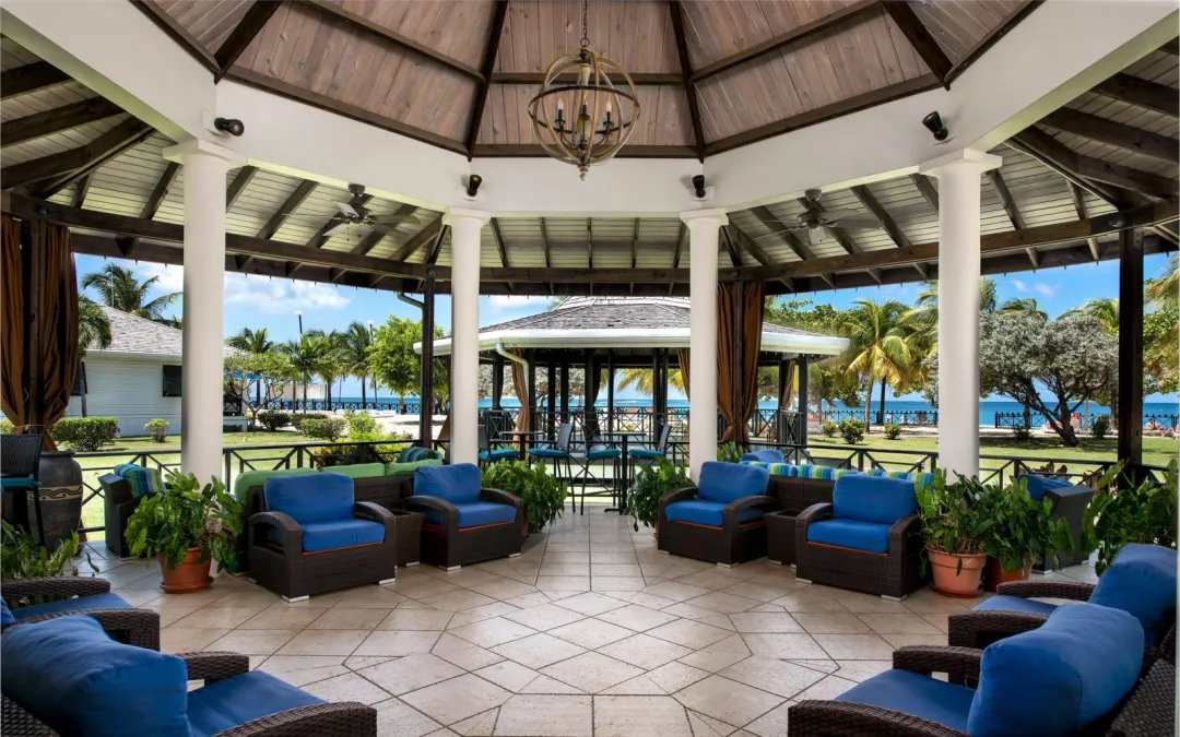 Coyaba-Beach-Resort-Lounge