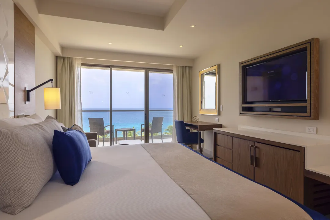 Royalton-Grenada-Luxury-Junior-Suite-Detail