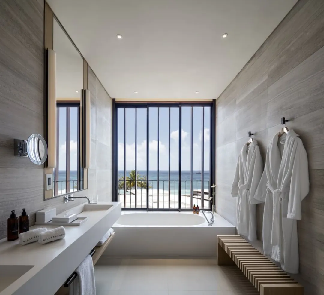 Silversands-Grand-Anse-Ocean-View-Penthouse-Level-Room-Bathroom