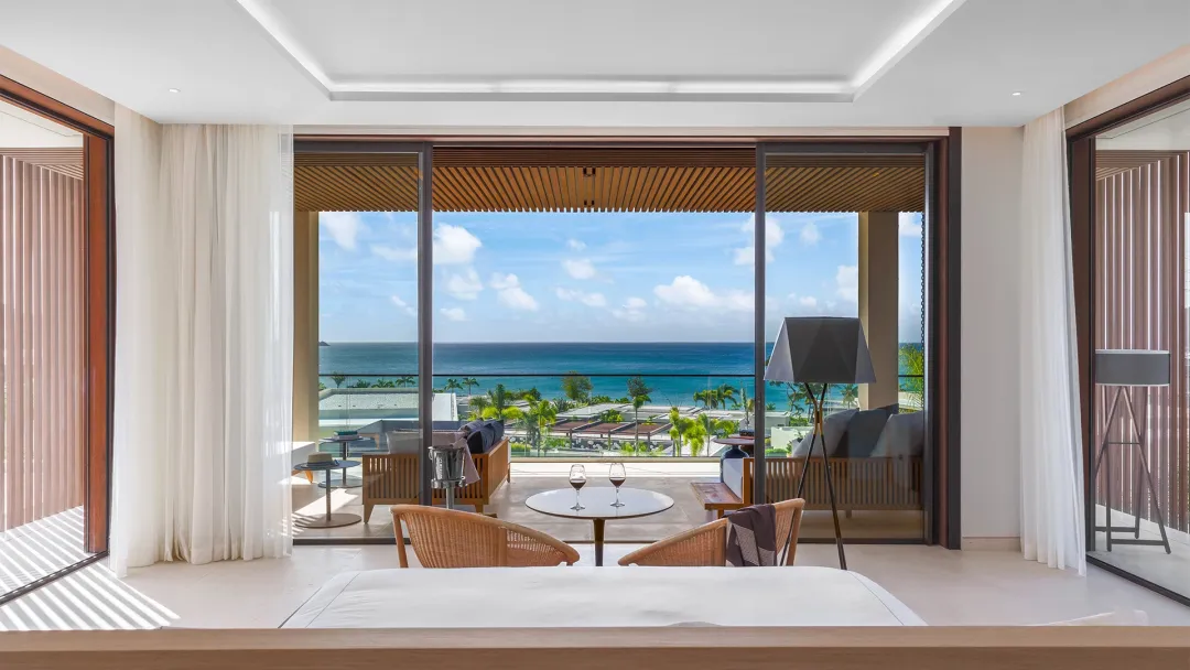 Ocean-View-Villa-Master-Bedroom