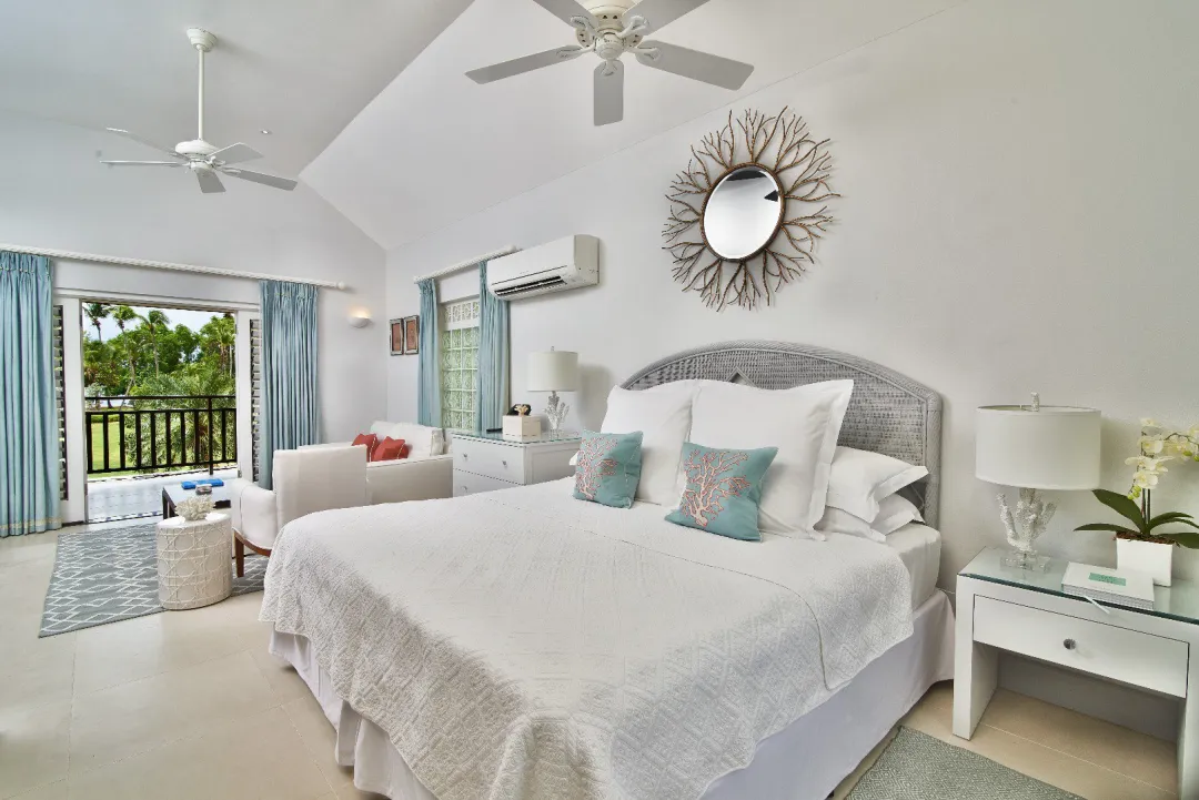 Calabash-Grenada-Junior-Suite-King-Bed