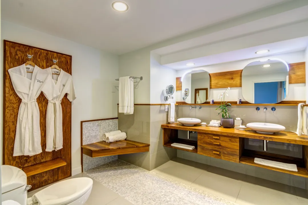 Calabash-Grenada-Pool-Suite-Bathroom-detail