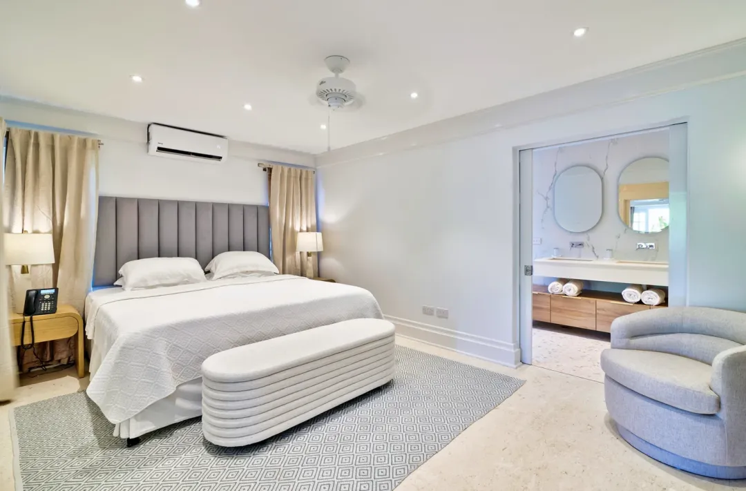 Calabash-Grenada-Superior-Deluxe-Suite-Bedroom