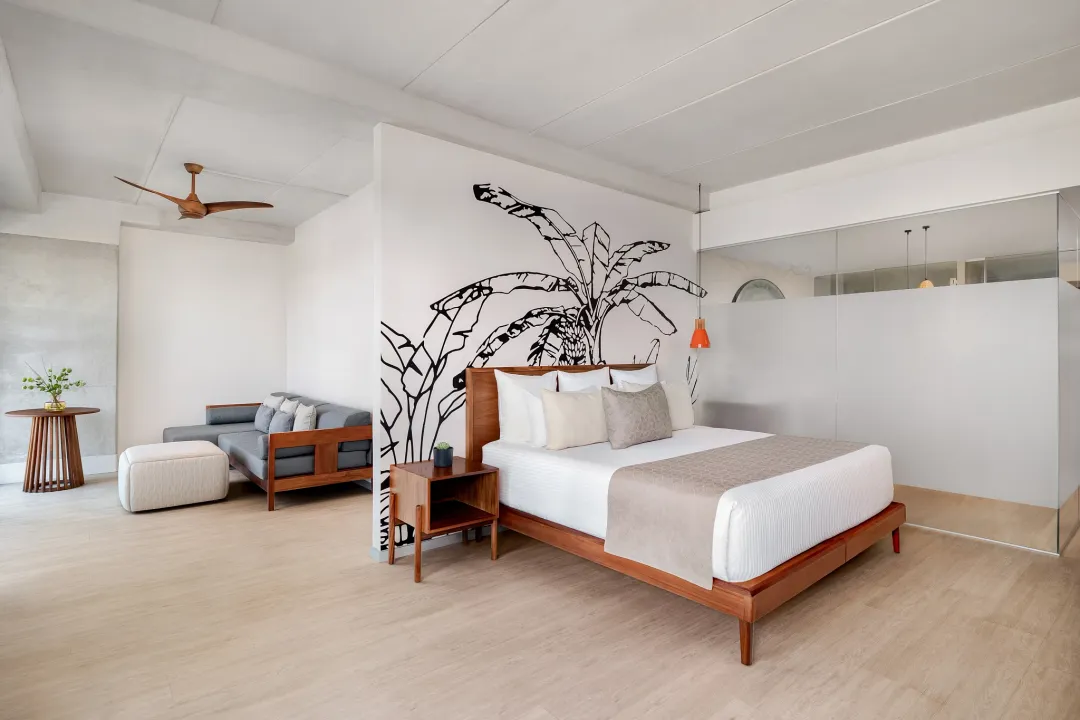 Premium Suite Golf View - King Bed