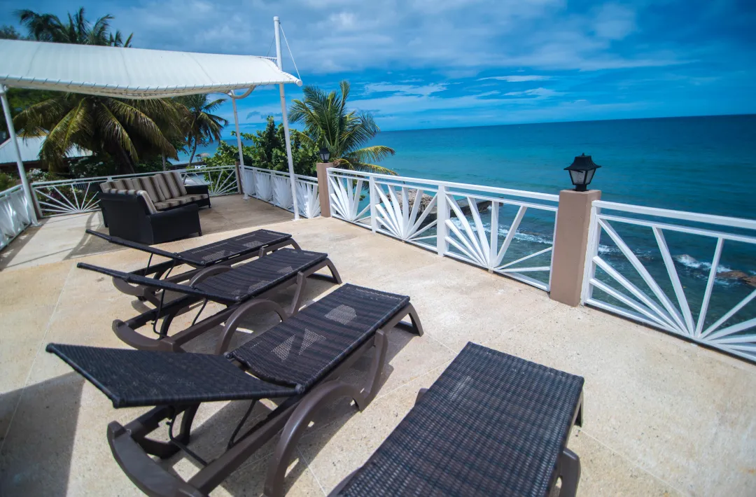 Tropikist Beach Hotel -  Verandah