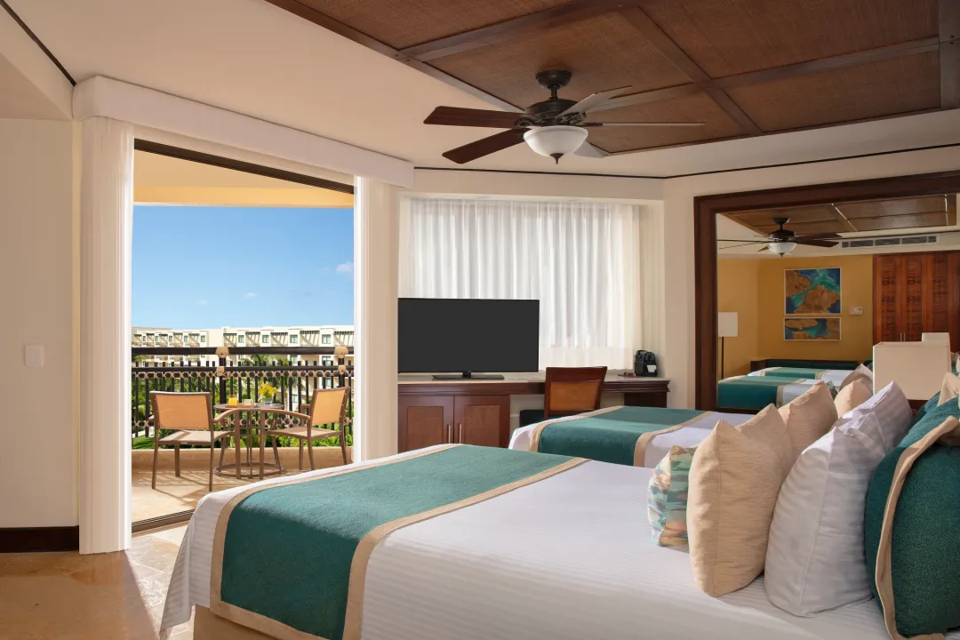 Preferred Club Tropical View - Twin Bed