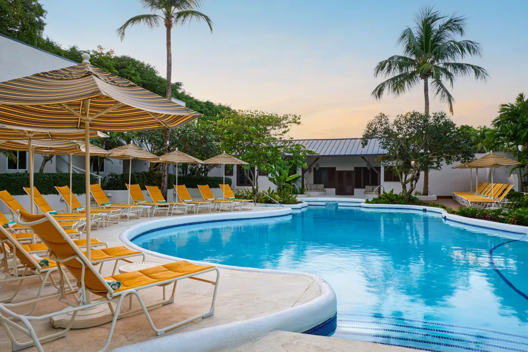 Waves-Barbados-Adult-Pool