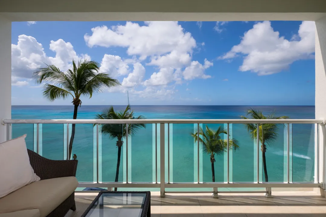Wave-Hotel-Oceanfront-junior-suite-balcony