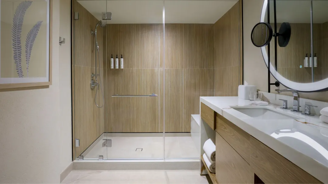 The-House-Garden-View-Junior-Suite-Bathroom