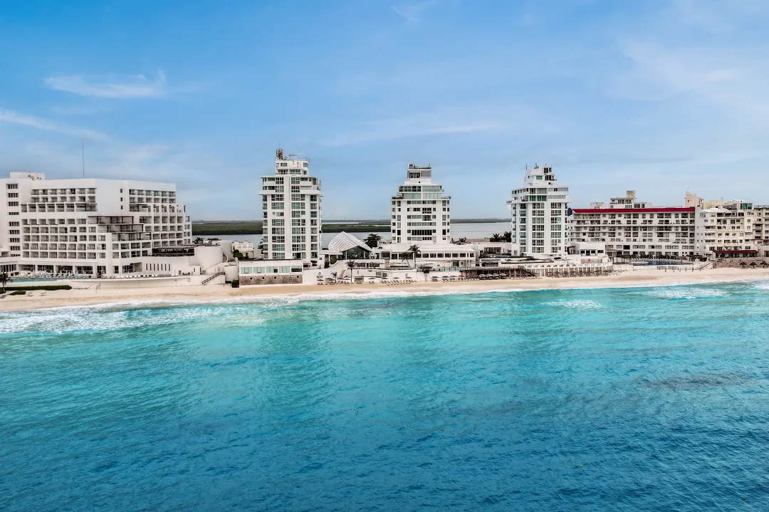 Oleo Cancun Playa All Inclusive Boutique Resort - Resort with Beach View