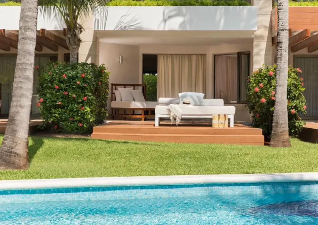 Junior Swim-up Suite Spa or Pool View - Terrace Lounge