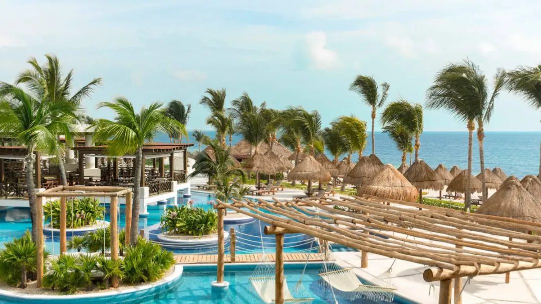 Terrace Suite with Plunge Pool - Pool View