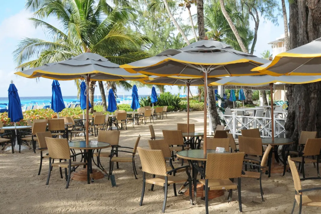 Turtle-Beach-Restaurant-Sand-trap-restaurant