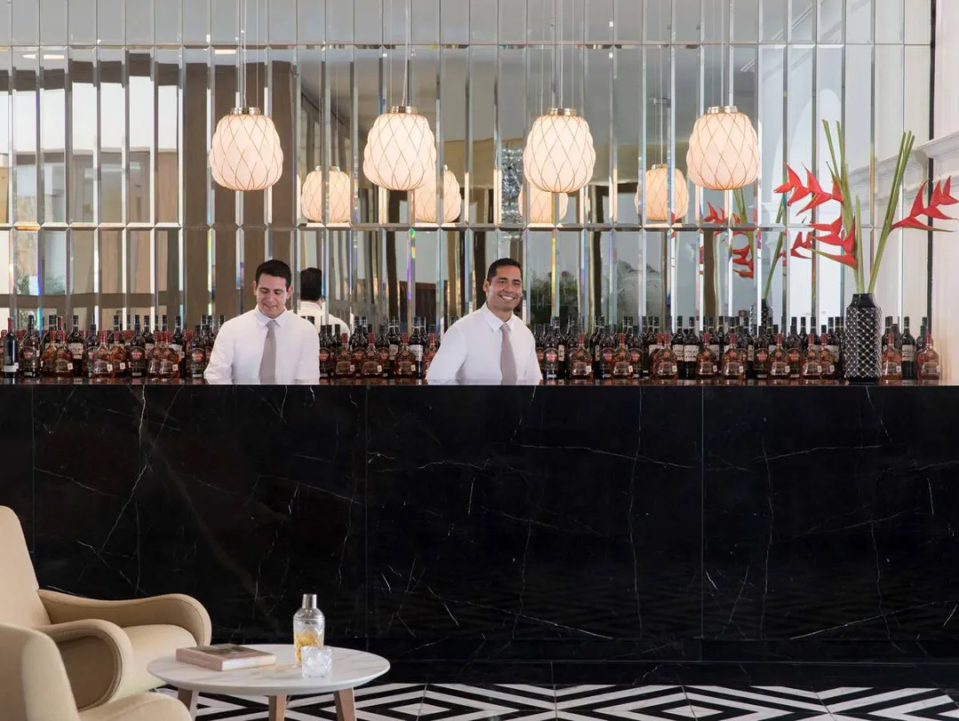 Excellence Club Lounge