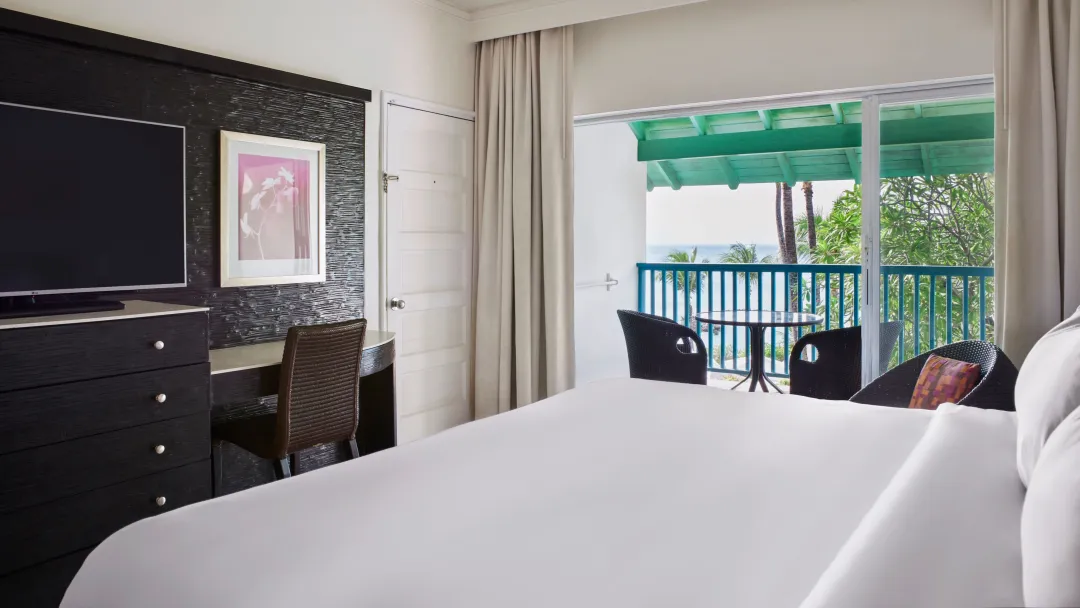 Crystal-Cove-Ocean-View-Room