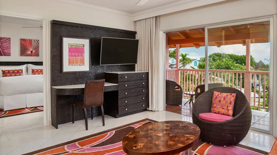 Crystal-Cove-Pool-Garden-View-Junior-Suite-Living-Space