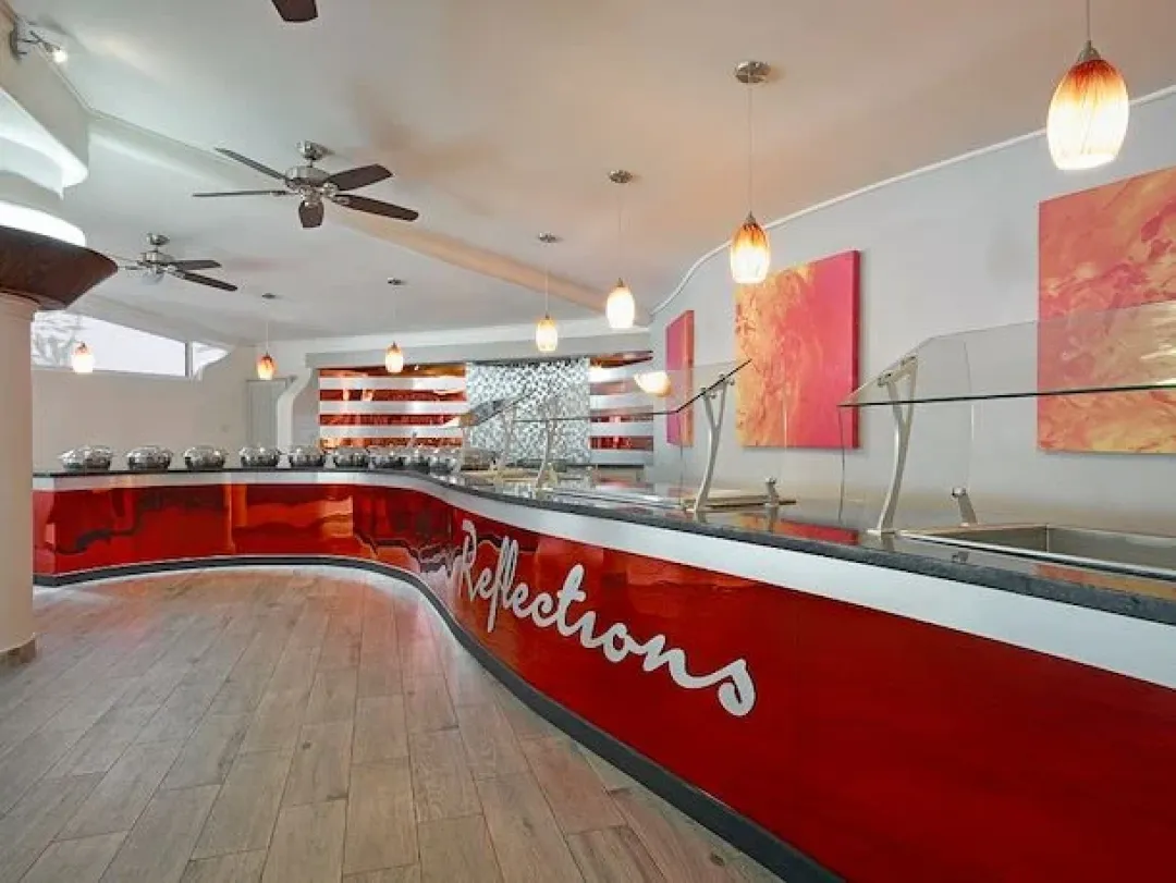 Refelections-Crystal-Cove